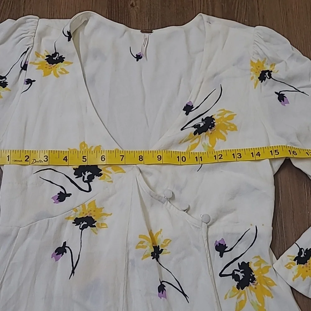 Free People Cream‎ Fabric Detail